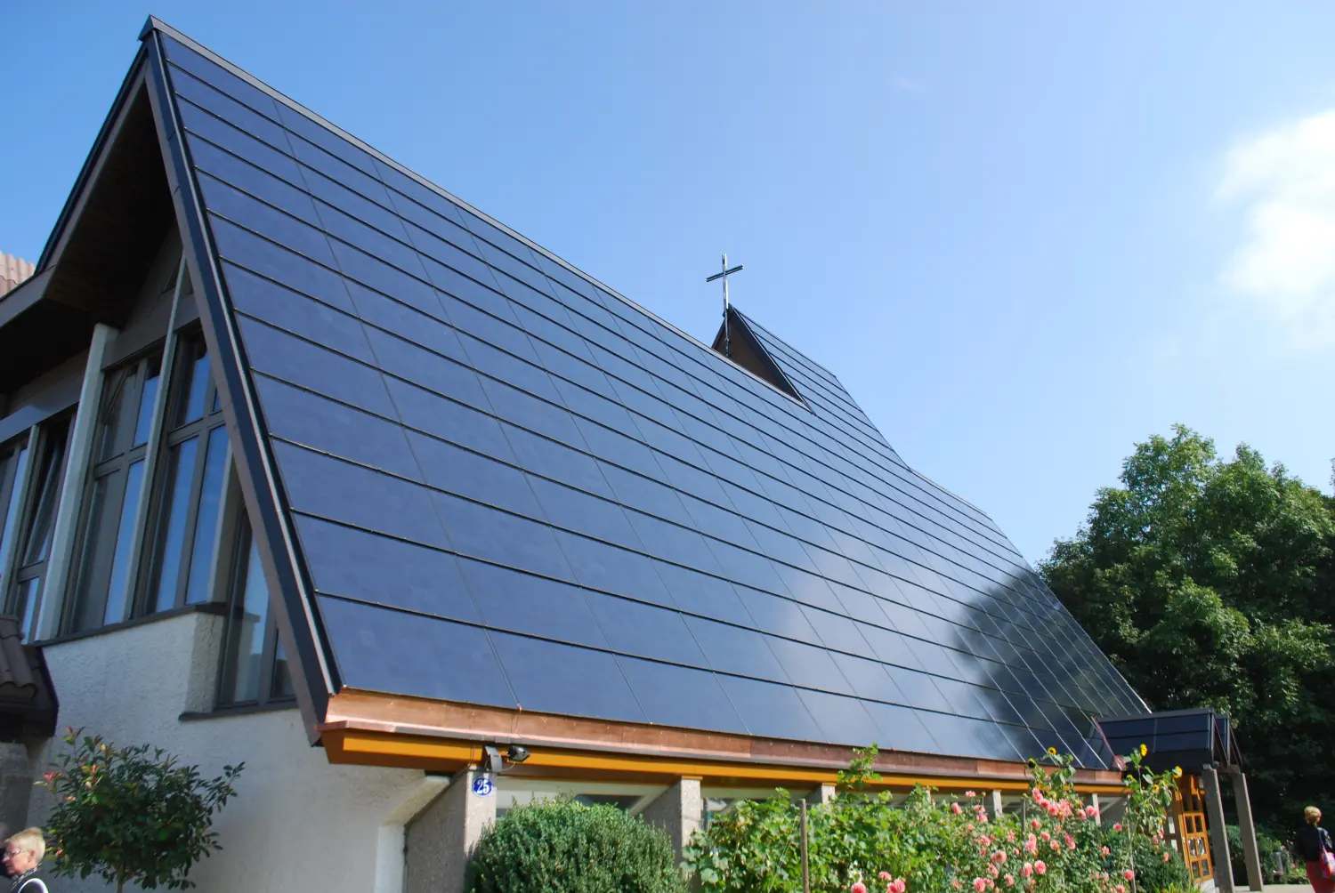 Solarprojekt auf dem Dach von SolarRoof GmbH